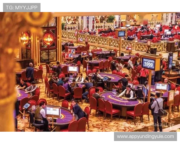 马来西亚云顶大赌场最新图片集，展示赌场内部豪华装修与精彩娱乐瞬间